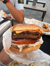 Photo n°12 de Carl's Jr. Le Pontet à Le Pontet ()