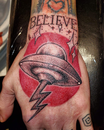 Tattoo Shop «Tit 4 Tat Tattoo Studio Inc.», reviews and photos, 45571 Mound Rd, Shelby Charter Township, MI 48317, USA