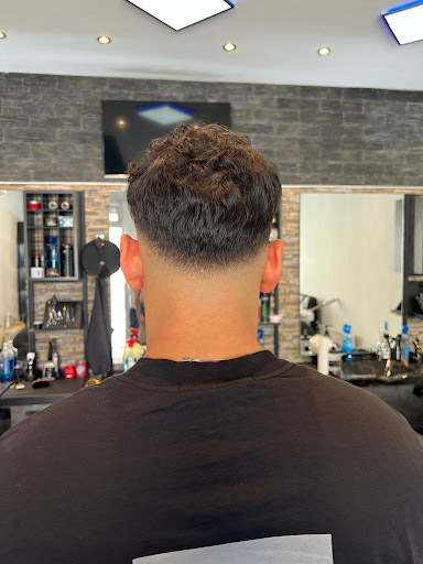 BLACK-C Herrenfriseur In Hallein