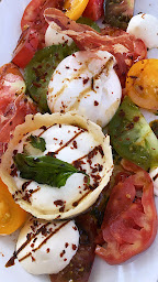 Photo n°1 de COIN SAVEURS à Maubec ()