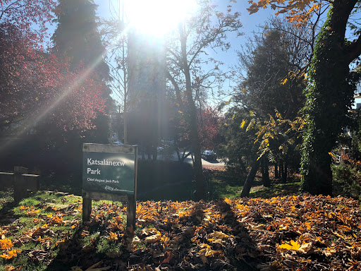 Katalánexw Park