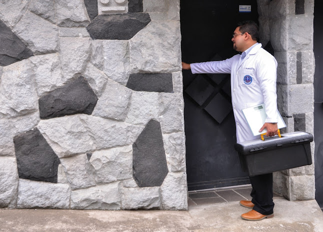 ALIVIAMED Cia. Ltda - Médico a Domicilio - Quito