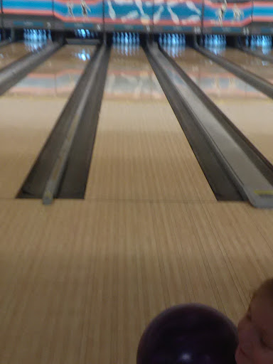 Bowling Alley «Pacific Lanes Bowling Center», reviews and photos, 7015 S D St, Tacoma, WA 98408, USA