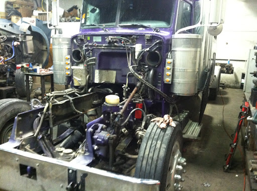 Engine rebuilding service Laredo