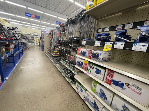 Hardware Store «Harbor Freight Tools», reviews and photos, 65 NJ-17, Hasbrouck Heights, NJ 07604, USA