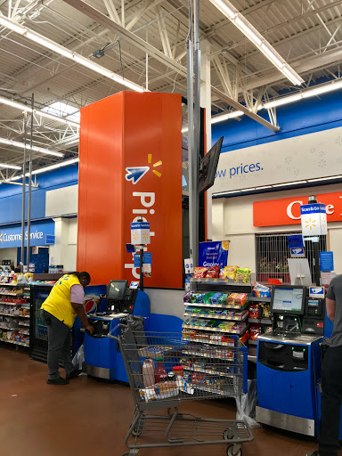 Department Store «Walmart Supercenter», reviews and photos, 125 Bleachery Blvd, Asheville, NC 28805, USA