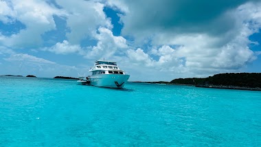 Gibraltar, Staniel Cay