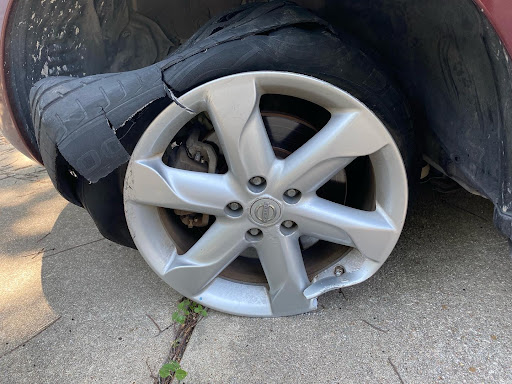 Tire Shop «Discount Tire Store», reviews and photos, 8219 Research Blvd, Austin, TX 78758, USA