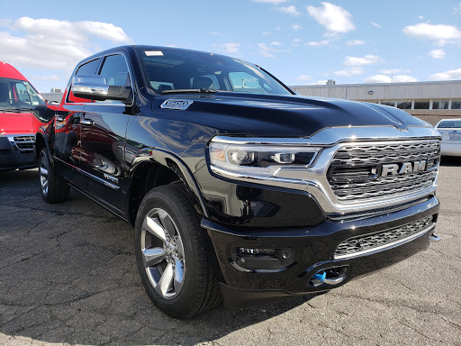 Car Dealer «Elmwood Chrysler Dodge Jeep Ram», reviews and photos, 625 Taunton Ave, East Providence, RI 02914, USA