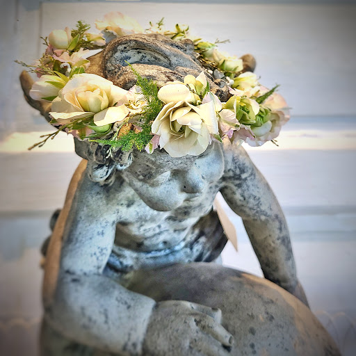 Florist «Buss Flower Shop», reviews and photos, 322 N Milwaukee Ave, Libertyville, IL 60048, USA