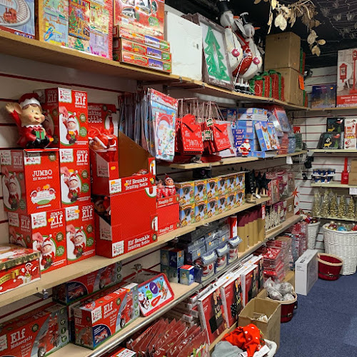 ACE CLEARANCE HOME & CHRISTMAS SHOP - Manchester