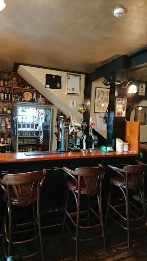 Pilot Bar