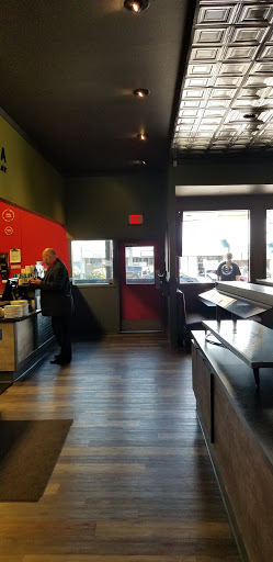 Pizza Restaurant «Round Table Pizza», reviews and photos, 16550 SE McLoughlin Blvd, Milwaukie, OR 97267, USA