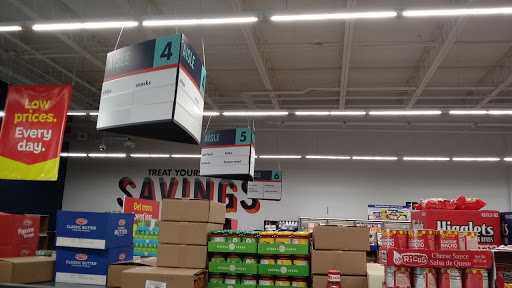 Grocery Store «Save-A-Lot», reviews and photos, 1401 Merritt Blvd, Dundalk, MD 21222, USA