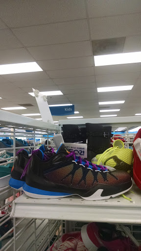 Clothing Store «Ross Dress for Less», reviews and photos, 1825 East-West Connector, Austell, GA 30106, USA