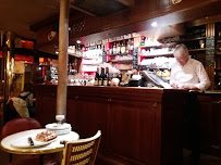 Atmosphère du Restaurant français TournBride à Paris - n°15