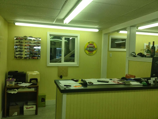Auto Repair Shop «B & B Automotive Specialist», reviews and photos, 201 Oak St #6, Pembroke, MA 02359, USA