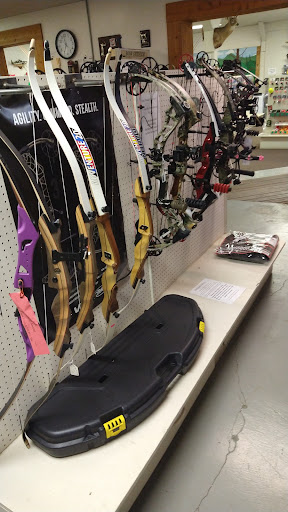 Sporting Goods Store «Bad Boy Bait, Tackle & Archery», reviews and photos, 4414 Liberty Ave, Vermilion, OH 44089, USA