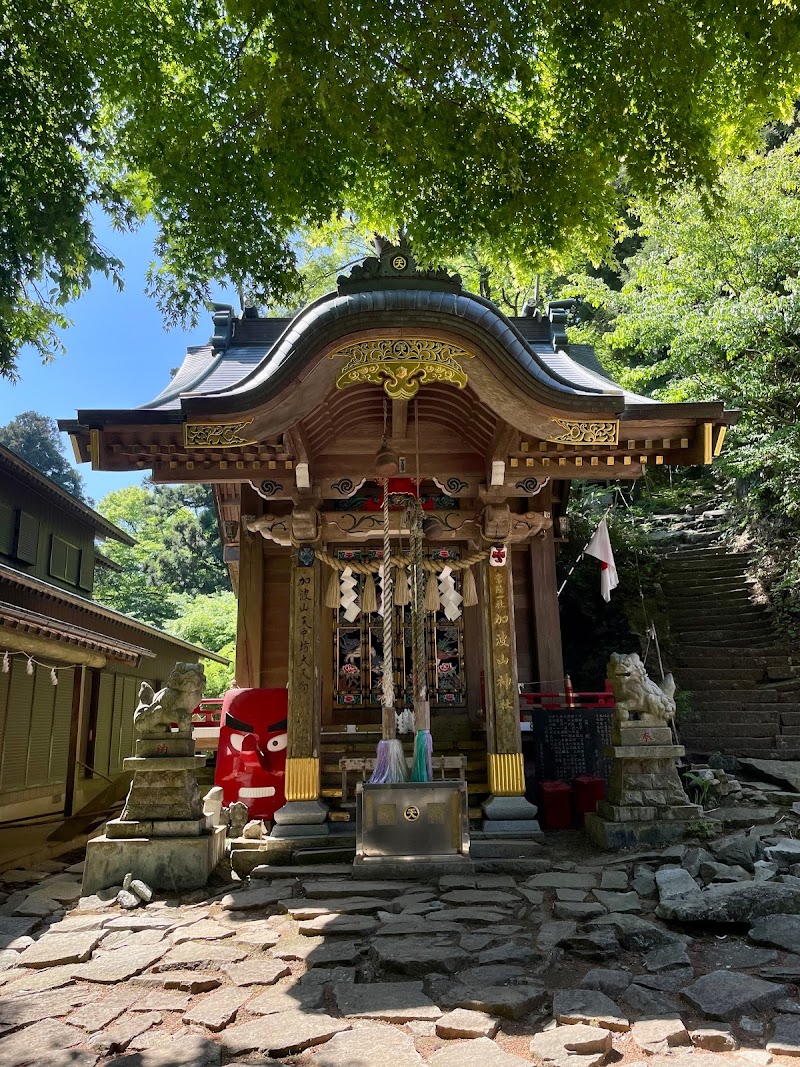 加波山神社拝殿