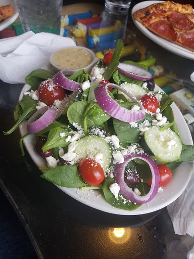 Pizza Restaurant «Schmizza Pub & Grub Broadway», reviews and photos, 628 NE Broadway St, Portland, OR 97232, USA