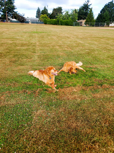 Dog Park «Chapin Park», reviews and photos, 338 Warner Parrott Rd, Oregon City, OR 97045, USA