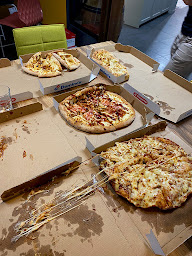 Photo n°20 de Domino's Pizza Vannes - La Marne à Vannes ()