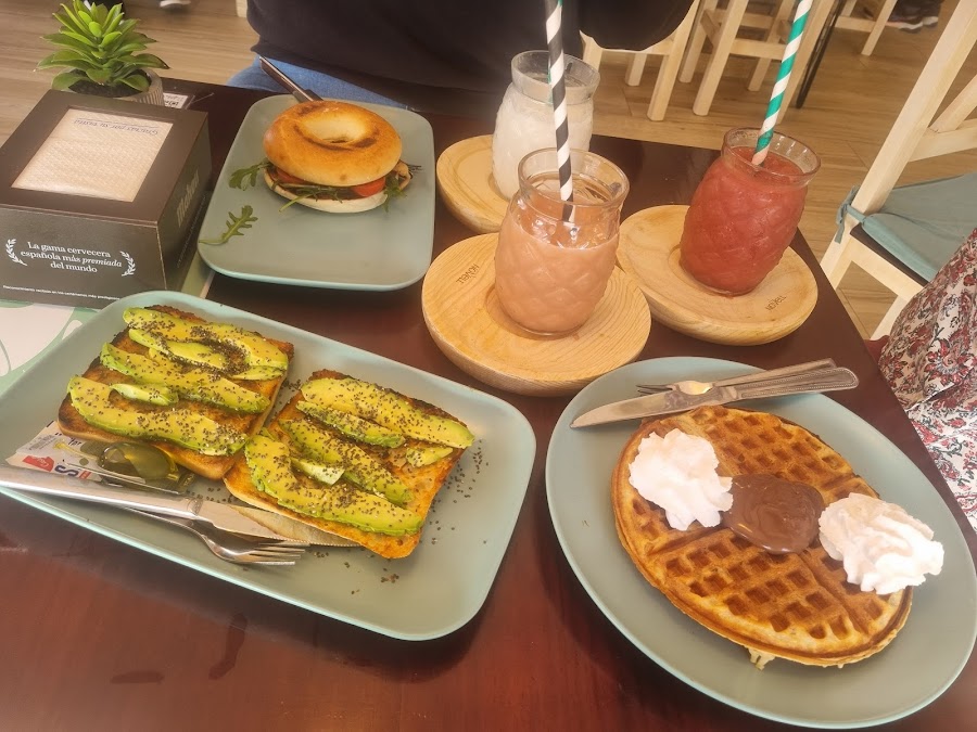 PASTELITOS & COFFEE