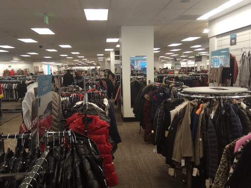 Department Store «Nordstrom Rack Downtown DC», reviews and photos, 1800 L St NW, Washington, DC 20036, USA