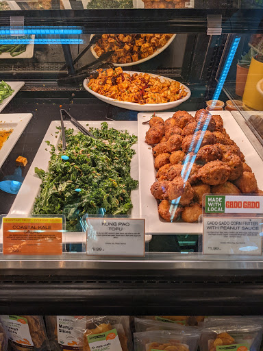 Grocery Store «New Seasons Market Hawthorne», reviews and photos, 4034 SE Hawthorne Blvd, Portland, OR 97214, USA