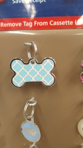 Pet Supply Store «Petco Animal Supplies», reviews and photos, 753 53rd Ave NE, Fridley, MN 55421, USA