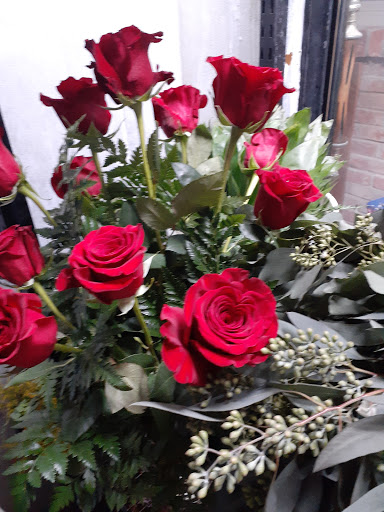 Florist «Roanoke Florist», reviews and photos, 500 US-377, Roanoke, TX 76262, USA