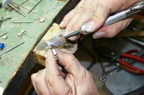 Jewelry Store «Buckhead Jewelry», reviews and photos, 935 Chattahoochee Ave NW # B, Atlanta, GA 30318, USA