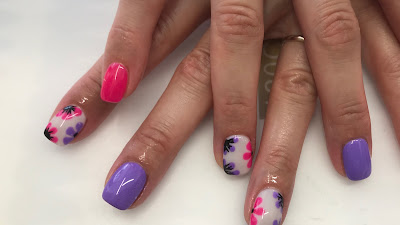 Mini nails à Palaiseau