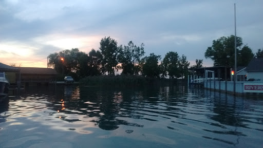 Convenience Store «Riverside Grocery», reviews and photos, 7650 S Channel Dr, Harsens Island, MI 48028, USA