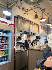 Atmosphère du Restaurant américain BAGELSTEIN • Bagels & Coffee shop à Paris - n°6