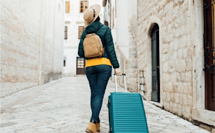 Photo n°2 de Consignes à bagages, casques de moto Moutiers - Edmond Voyage - Luggage storage à Moutiers ()