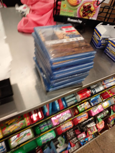 Home Goods Store «Dollar General», reviews and photos, 1220 Pioneer Rd, Mesquite, TX 75149, USA