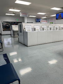 Lake Rim Laundry and Dry Cleaning - Photo 7 - Car repair in Fayetteville, NC, Fayetteville