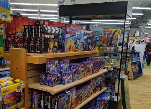 Toy Store «King Arthurs Court Toys», reviews and photos, 3040 Madison Rd, Cincinnati, OH 45209, USA