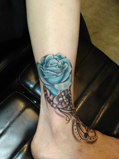 Tattoo Shop «Grimm City Tattoos», reviews and photos, 415 Harding Pl, Nashville, TN 37211, USA