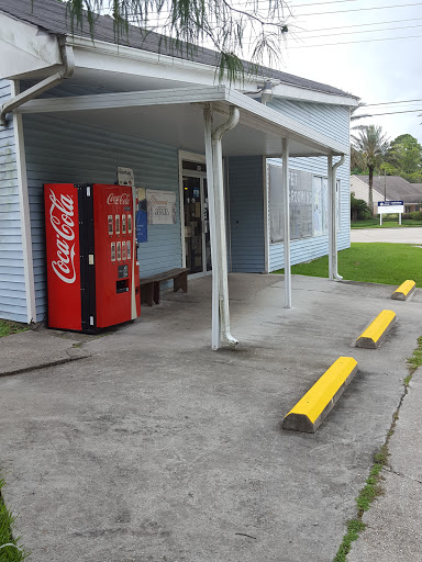 Pet Store «St Tammany Pet Center», reviews and photos, 895 Robert Blvd, Slidell, LA 70458, USA