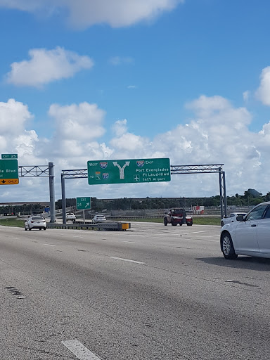 Coffee Shop «Starbucks», reviews and photos, 423 S Federal Hwy, Pompano Beach, FL 33062, USA