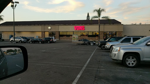 Grocery Store «Vons», reviews and photos, 12961 W Chapman Ave, Garden Grove, CA 92840, USA