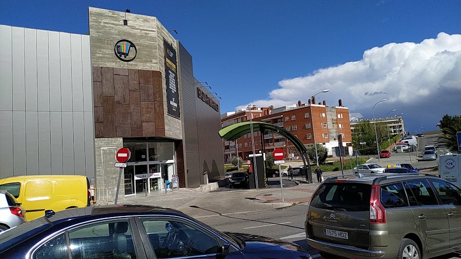 Gasolinera Las Palmeras