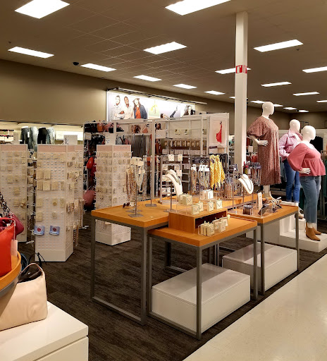Department Store «Target», reviews and photos, 155 Mountaineer Dr, Stroudsburg, PA 18360, USA