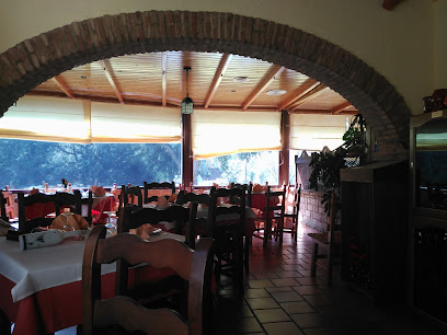 Restaurante Mesón La Abuela (Nuevo) - carretera nacional 435 km 137 n:1, 21290 Aguafría, Huelva, Spain
