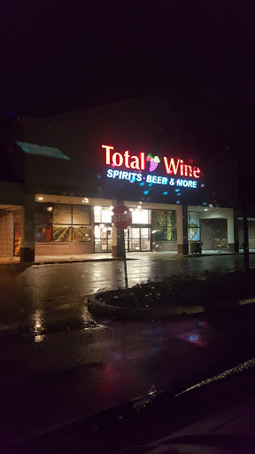 Wine Store «Total Wine & More», reviews and photos, 380 Main Ave, Norwalk, CT 06851, USA