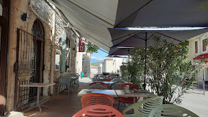 Photo n°4 de RESTAURANT-BAR Le CASINO à Velleron ()