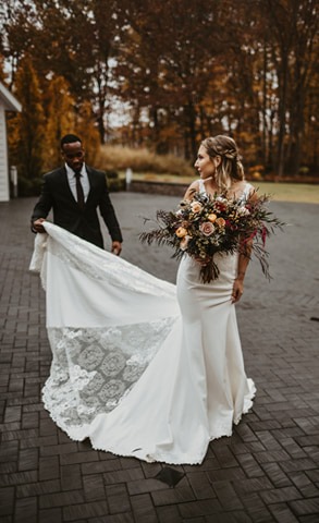 Bridal Shop «All Brides Beautiful», reviews and photos, 219 N Main St, Hudson, OH 44236, USA