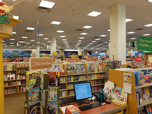 Book Store «Barnes & Noble», reviews and photos, 700 S Telshor Blvd #1390, Las Cruces, NM 88011, USA